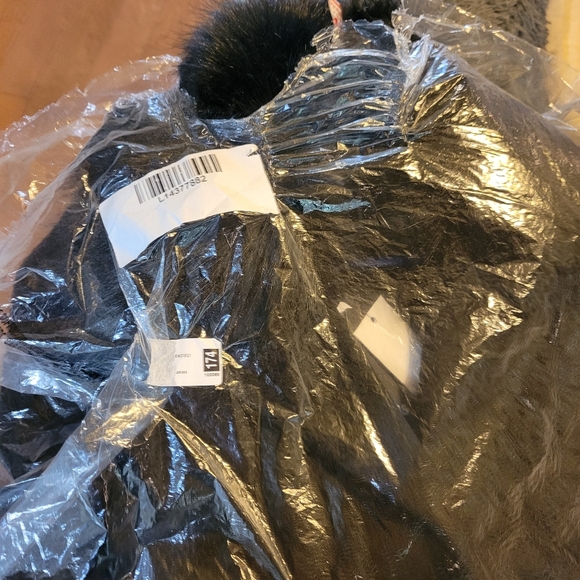 Guess Wool Blend Coat with Faux Fur Collar Brushed Fabric 3/4 Length Designer 68 - Picture 16 of 16